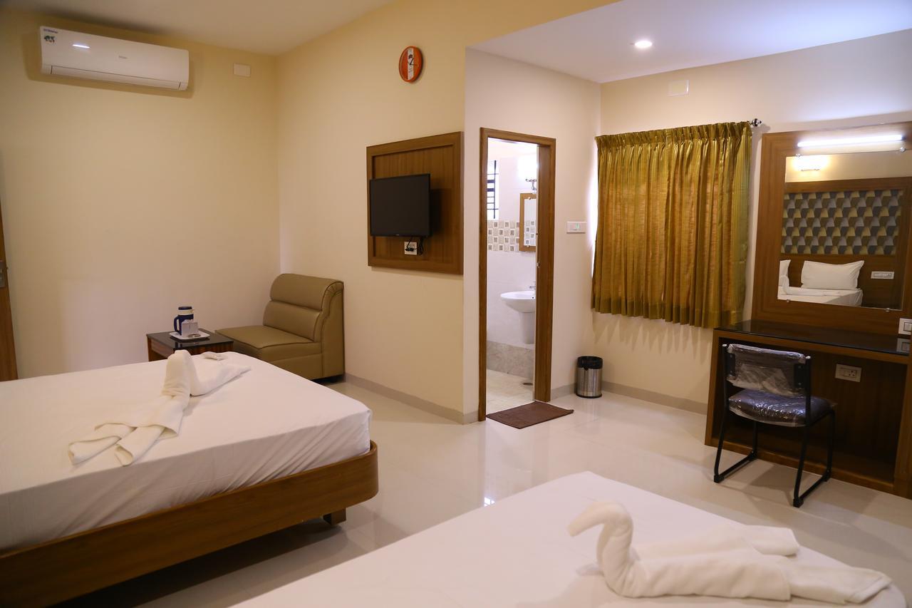 Hotel Gokulgrande 埃罗德 外观 照片