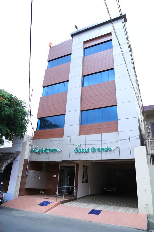Hotel Gokulgrande 埃罗德 外观 照片
